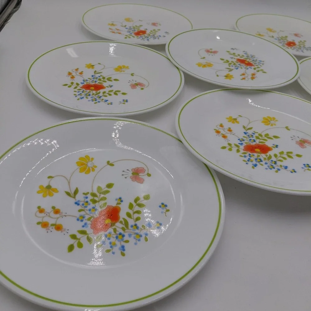 Vtg Corelle Wildflower 8 Salad Plate Lot Set Dainty Floral Whimsical 8.5